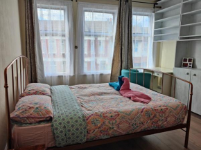 Elegant King Bed Get Away